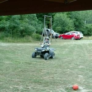 Meet your Posher, Brady